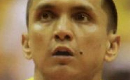 Birthday Greetings to Jimmy Alapag ( Dec 30 )