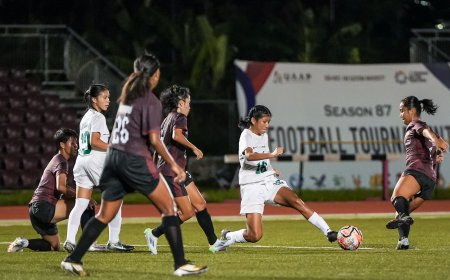 S87 Women’s Football: La Salle whips UP, 3-1